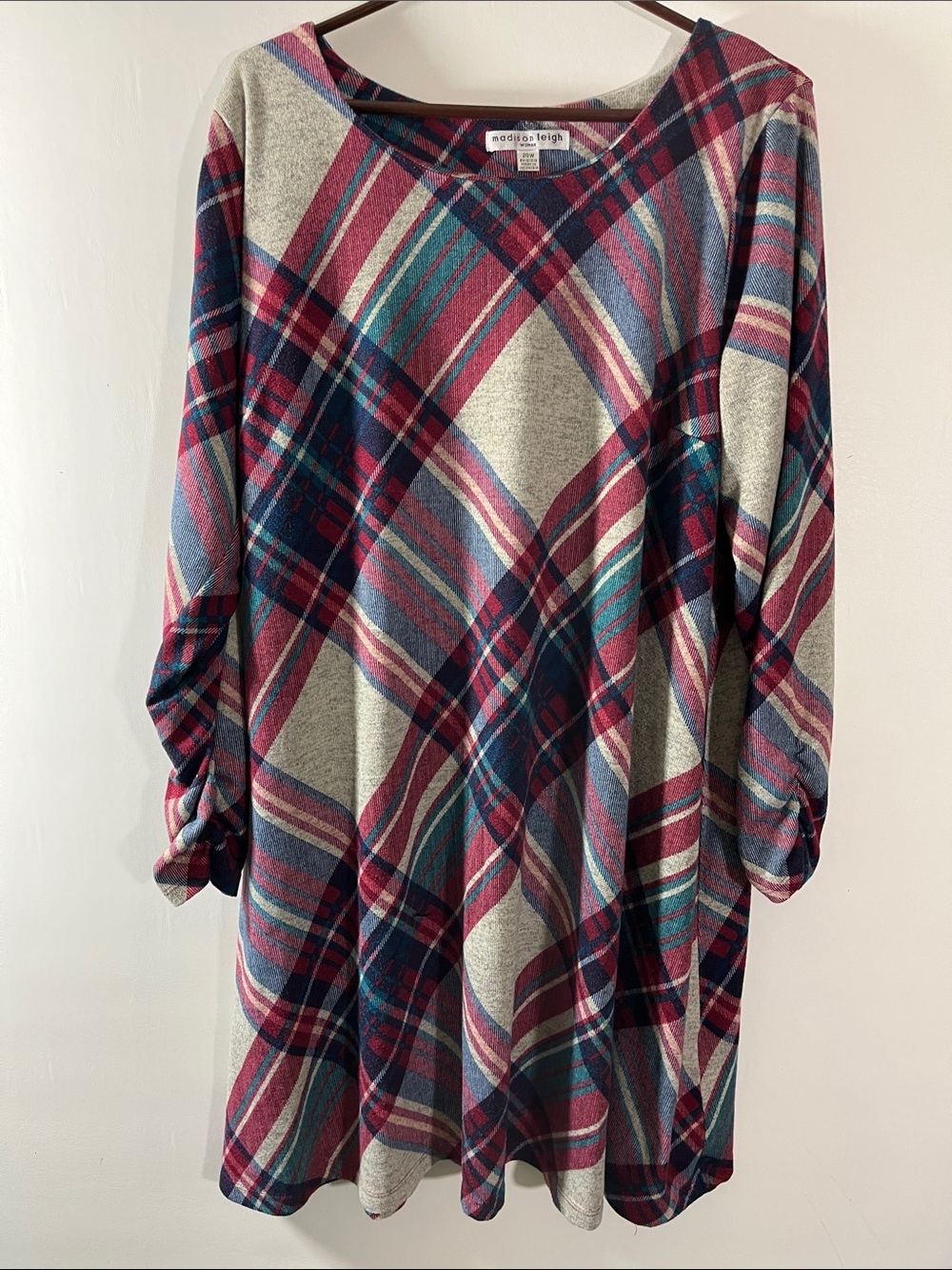 Madison Leigh in Burgundy, Teal & Navy Dress Size 20W